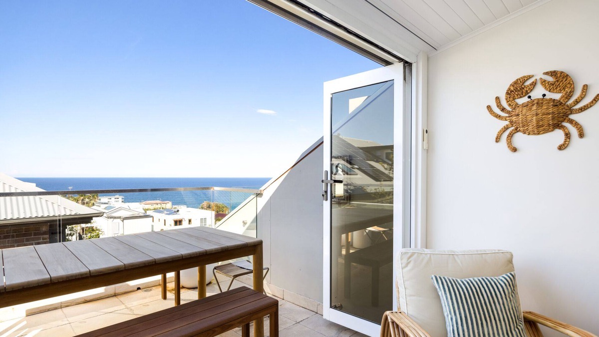 Tamarama Apartment | Tamarama Luxe with Ocean Views