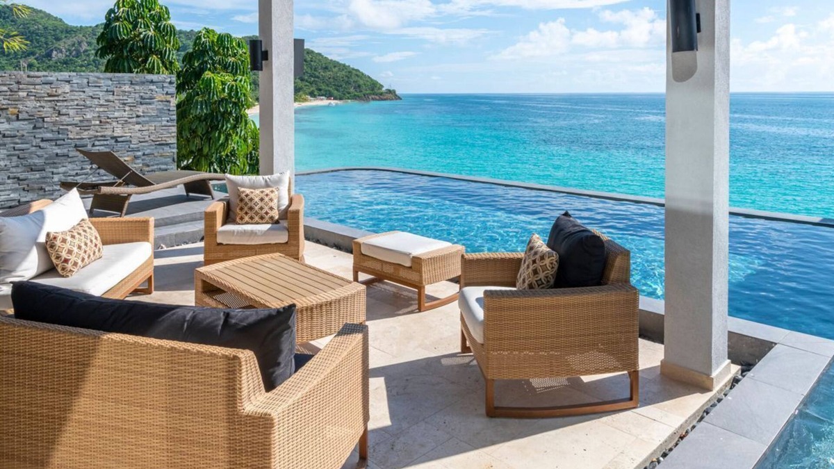 Fryes Beach Resort | Tamarind Hills Resort - Barracuda 8