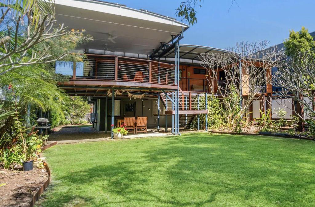 Bogangar House | 'Tamarind Retreat' A Leafy Coastal Home
