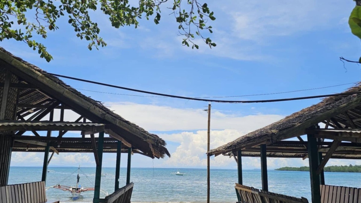Loay Hotel | Tambayan Rooms & Cottages by SMS Hospitality