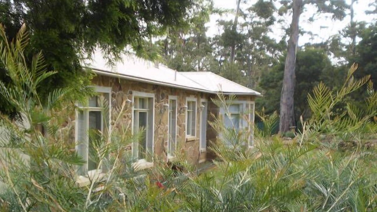 Sandford House | Tangara Trail Retreat