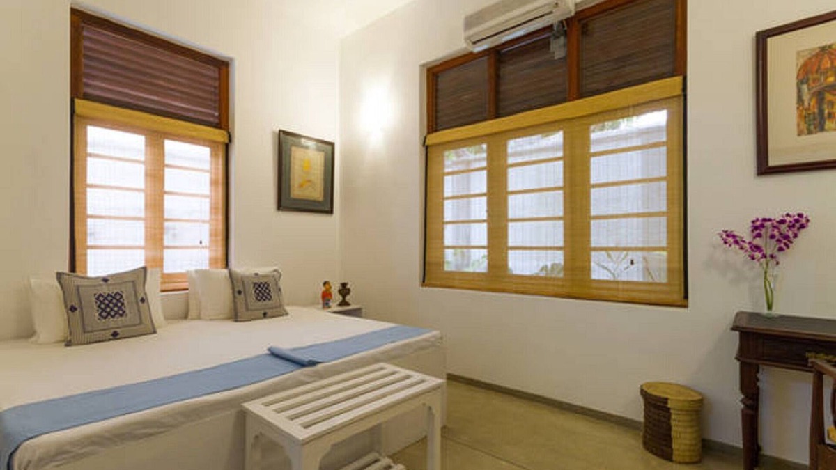 Kollupitiya Bed & Breakfast | Taprobane Room - The Little Townhouse