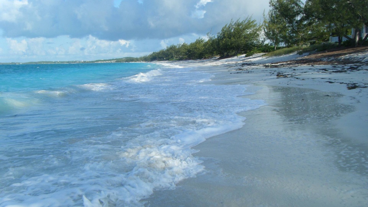 Great Exuma Villa | Tar Bay's Hidden Treasure! "The place to be"