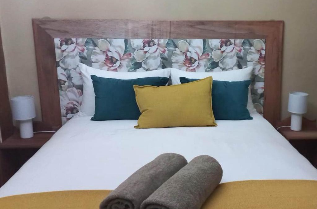 Rustenburg House | Tarentaalnes Guest House