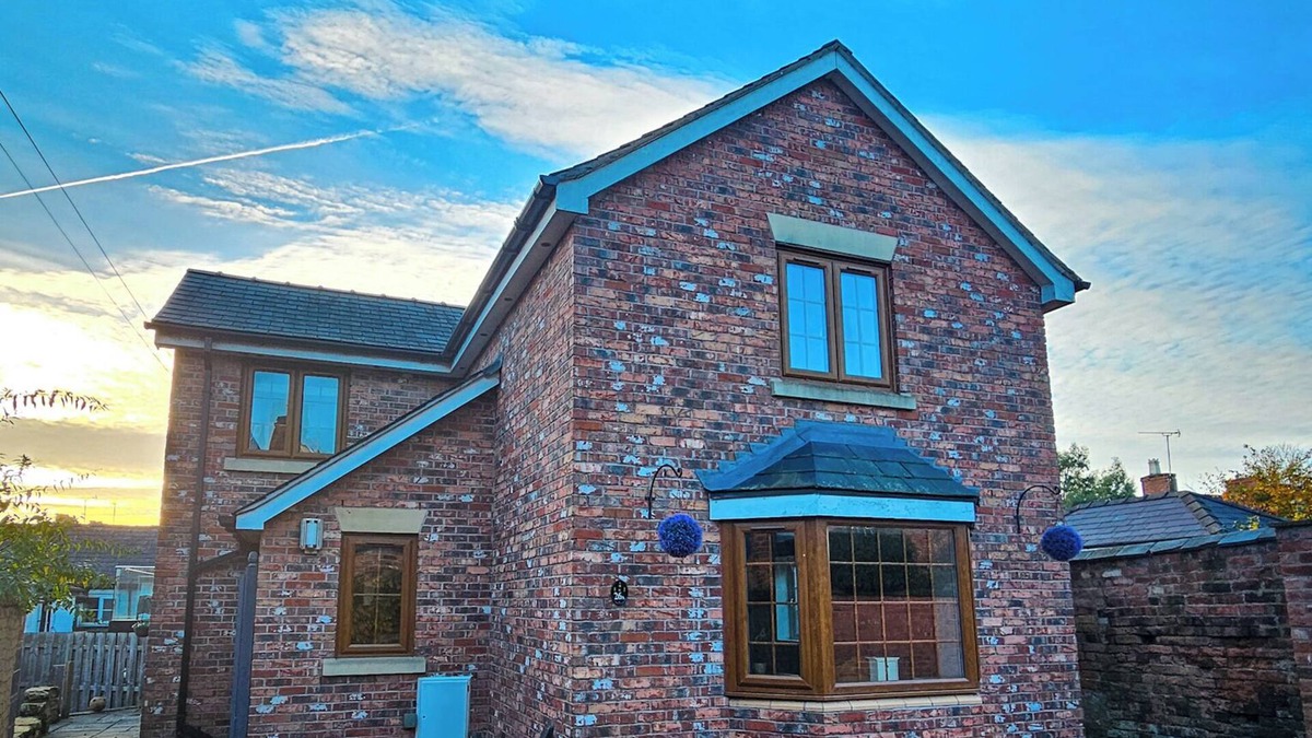 Tarporley Cottage | Tarporley Holiday Cottage - 5 bedroom house in the heart of Cheshire!