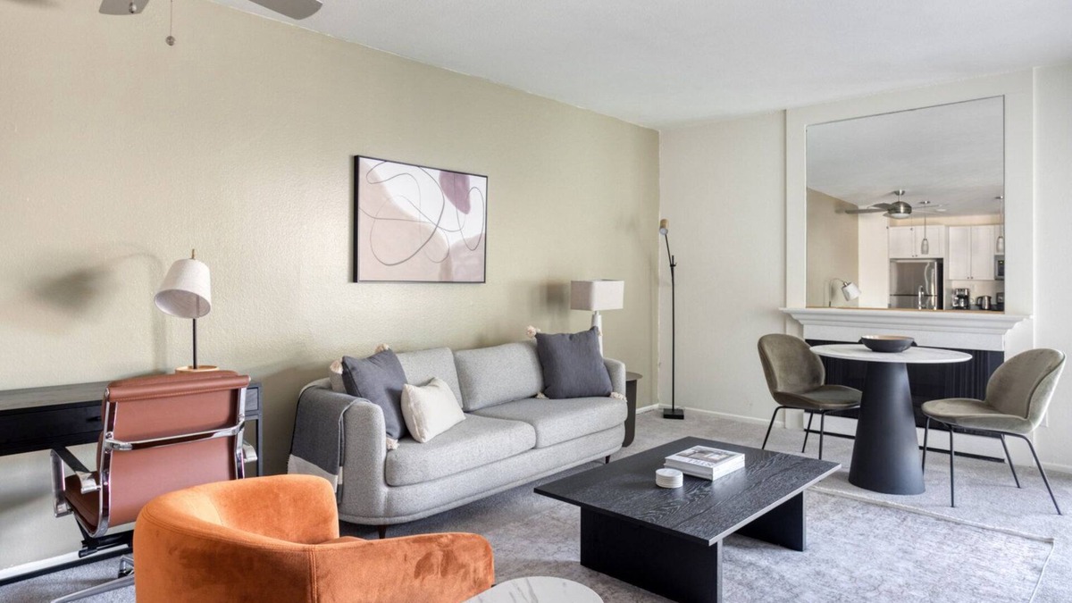 Pasadena Apartment | Tasteful Pasadena 1BR w/Gym & Pool, nr Colorado Ave, by Blueground