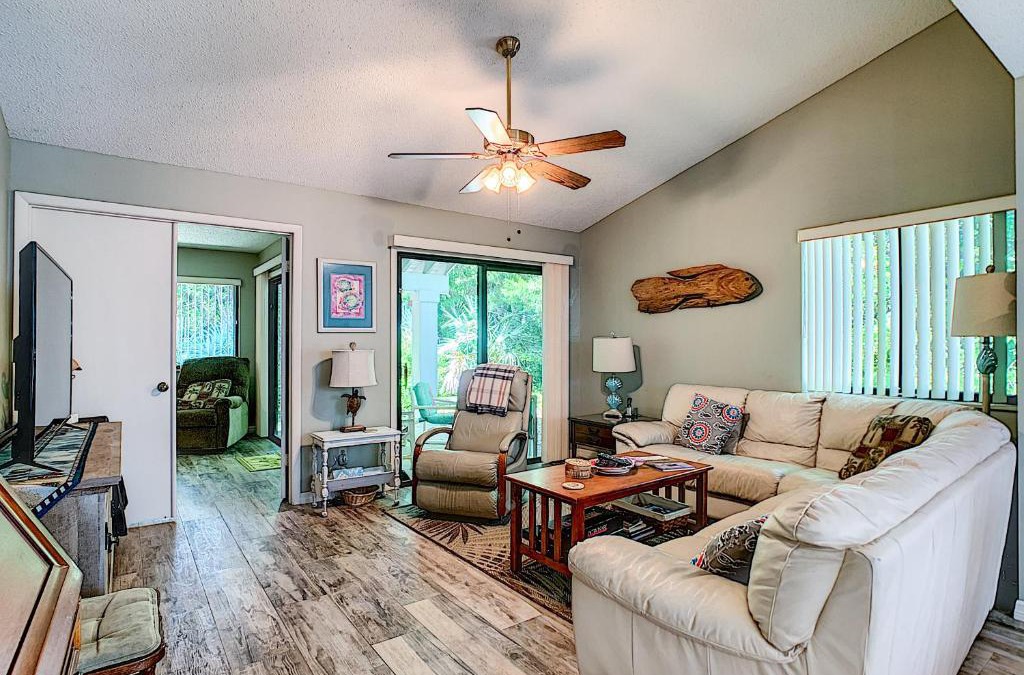 New Smyrna Beach Apartment | Tastefully Decorated Sea Woods Villa - Near beach access, shopping & Dining! S4410