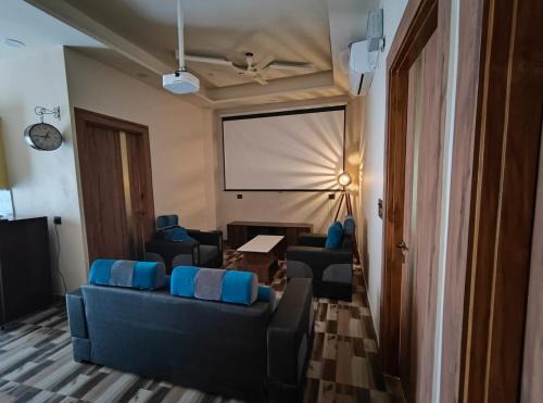 Noida Apartment | Tathastu