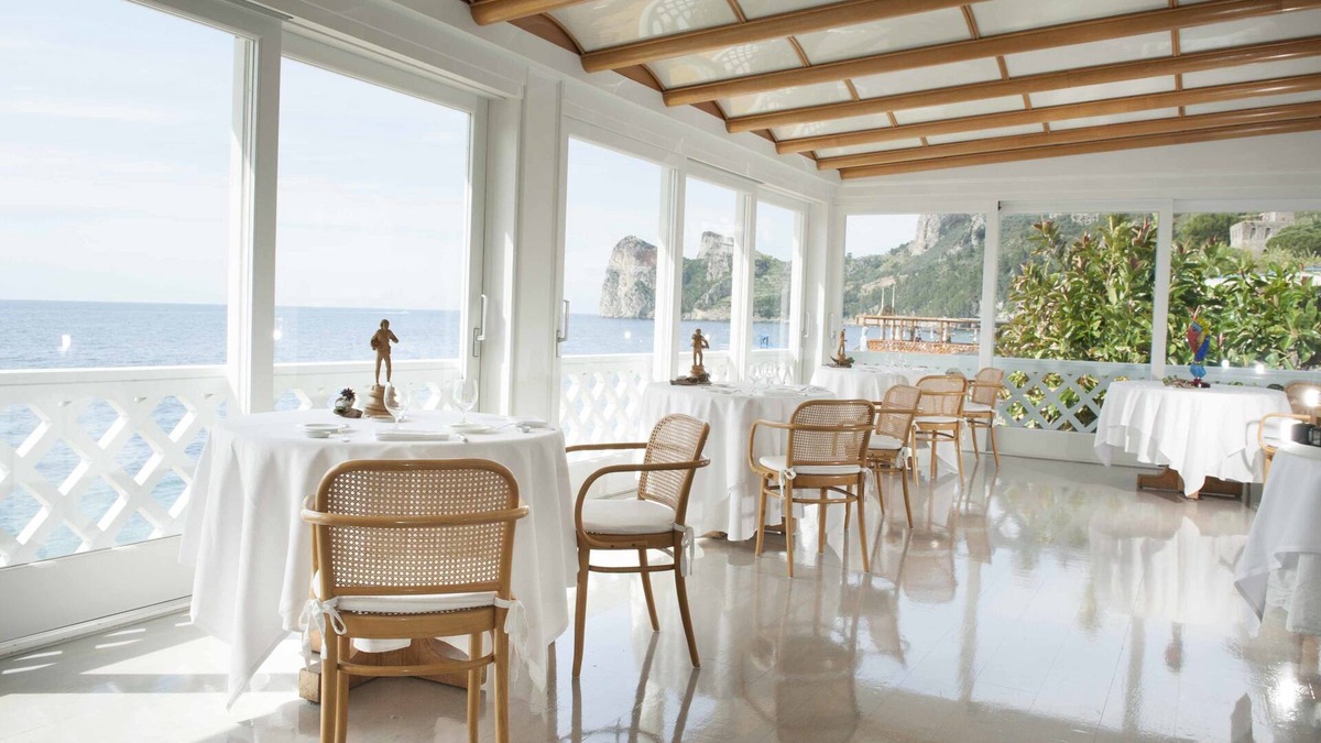 Marina del Cantone Hotel | Taverna del Capitano