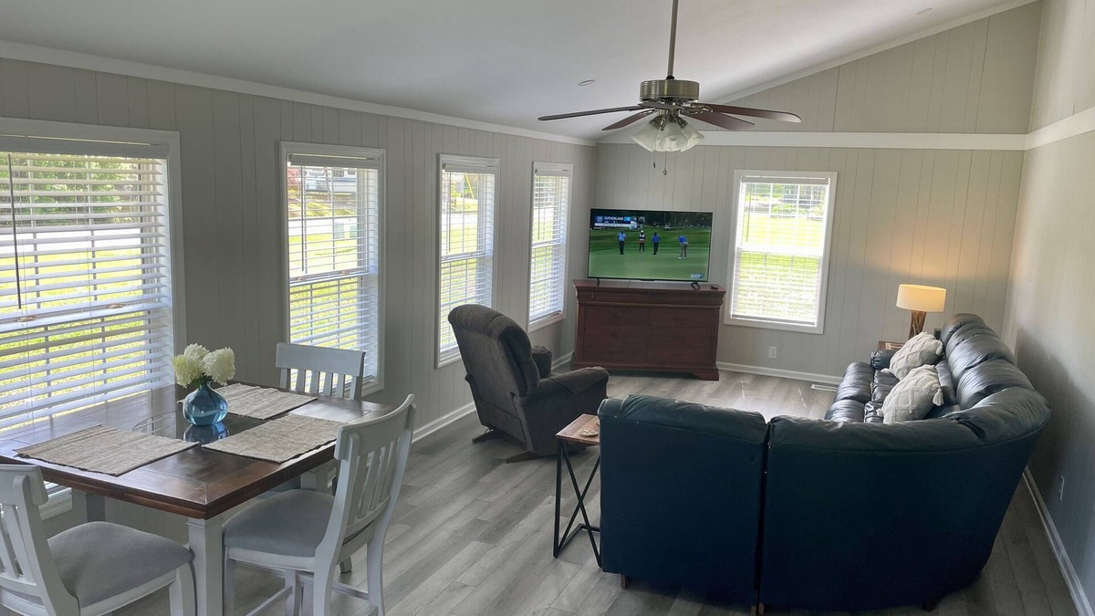Summerton House | Taw Caw Creek Rental - perfect for fishermen - NO PETS