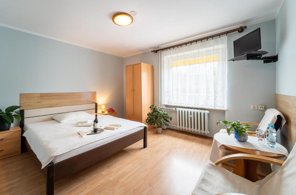 Chynow Bed & Breakfast | Tawerna "Cicha Przystań"