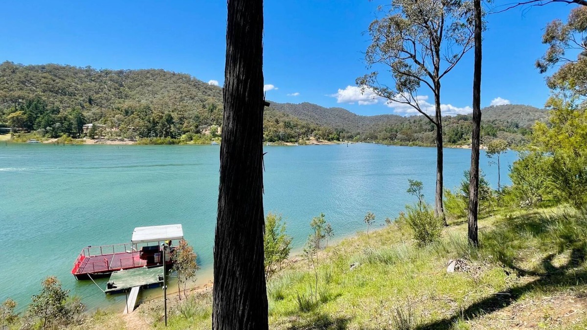 Taylor Bay Apartment | Taylor Bay Cabin - Lakeview