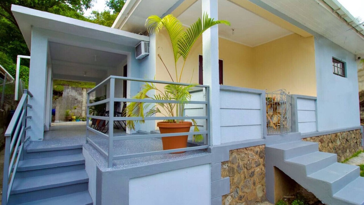 Buccament House | Taylor's Retreat | 5min to Sandals Resort & Beach