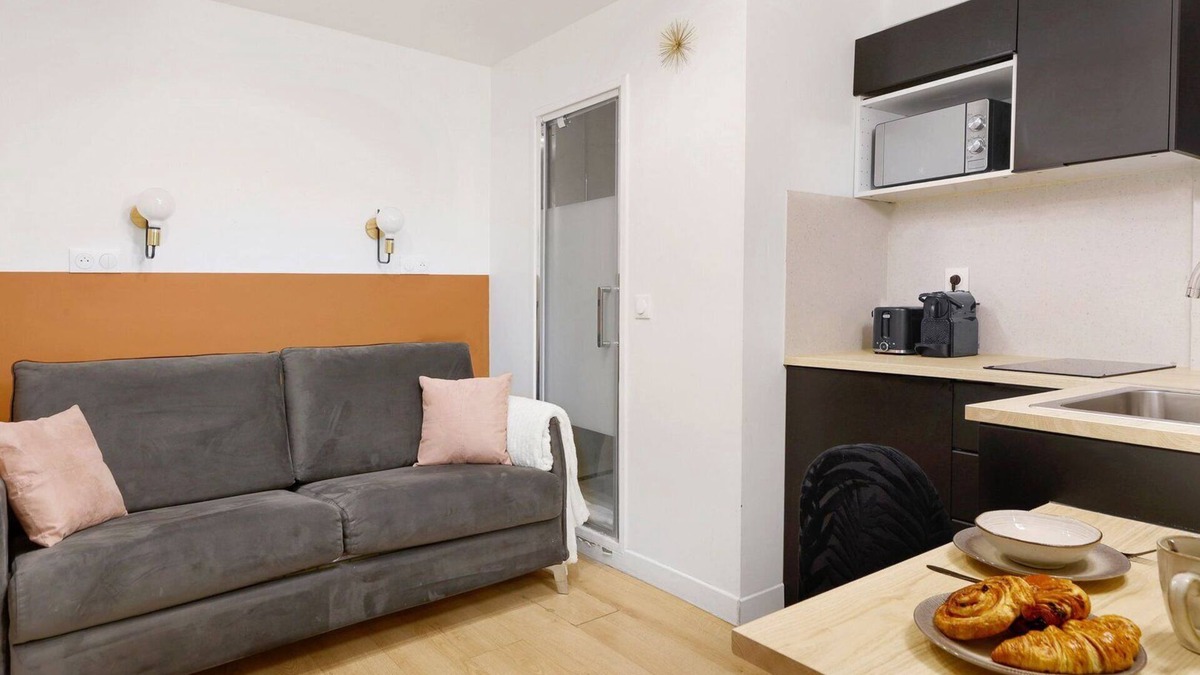 Bonne-Nouvelle Apartment | TBS 118 – Bright & Central Studio in Paris 2nd