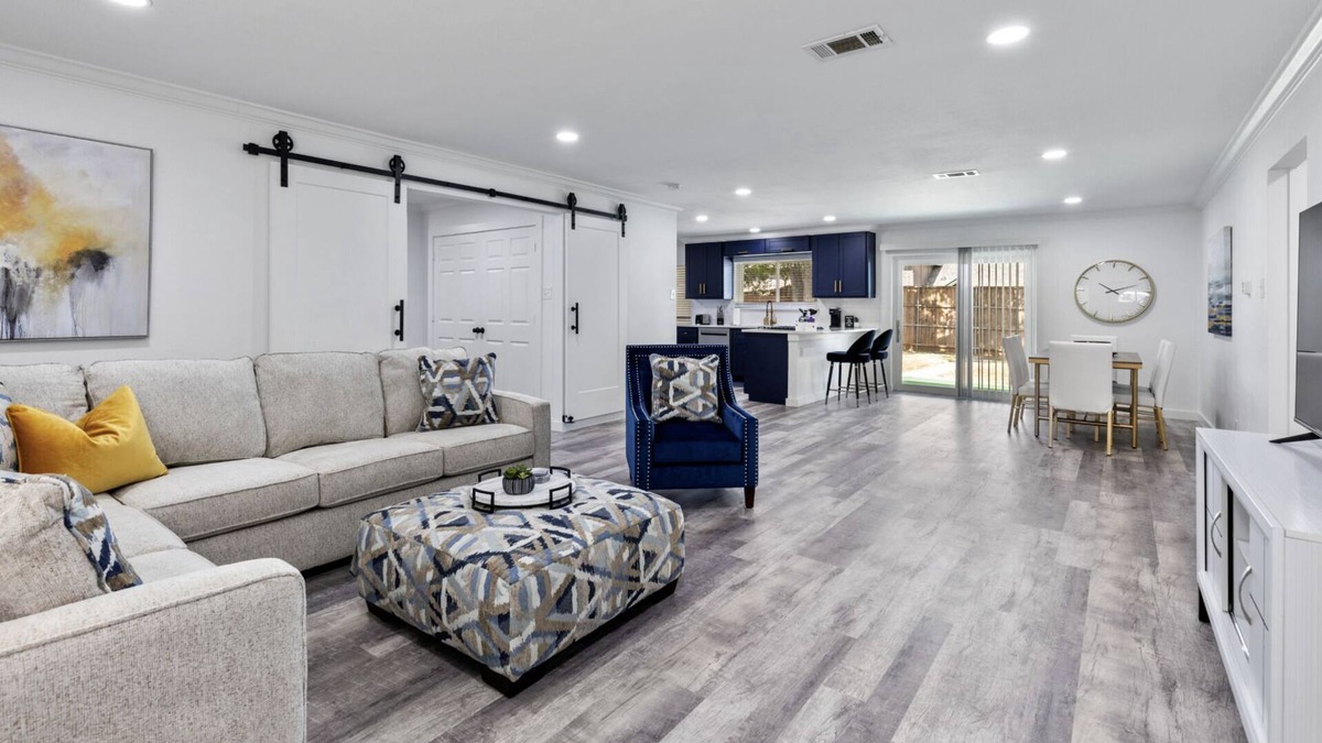Grapevine House | TCH - 3BR/2BA Home in Grapevine - M