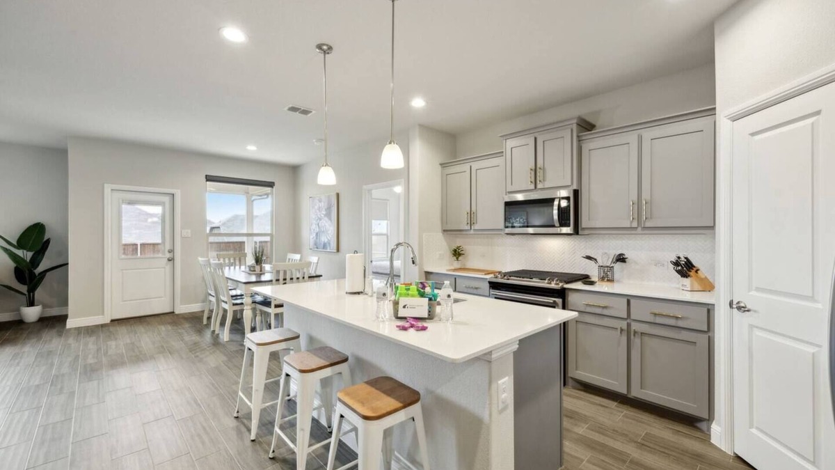 Denton House | TCH - Cozy 4BR/2BA home in Denton