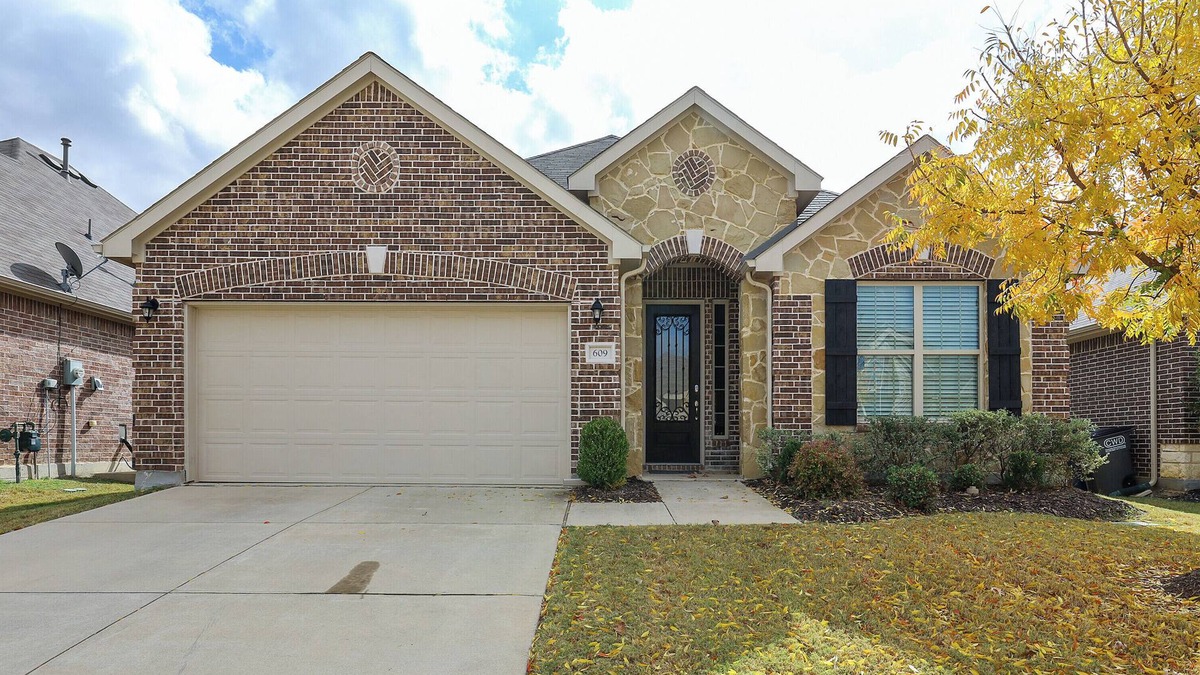Little Elm House | TCH - Spacious 4bd/2ba home in Little Elm w/Office