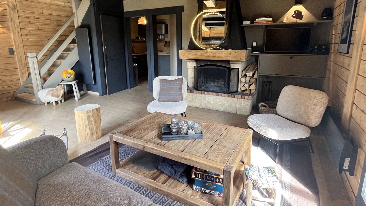 Station de Drouzin le Mont Ski Chalet | Tea Cedar Lodge - Chalet in the heart of nature