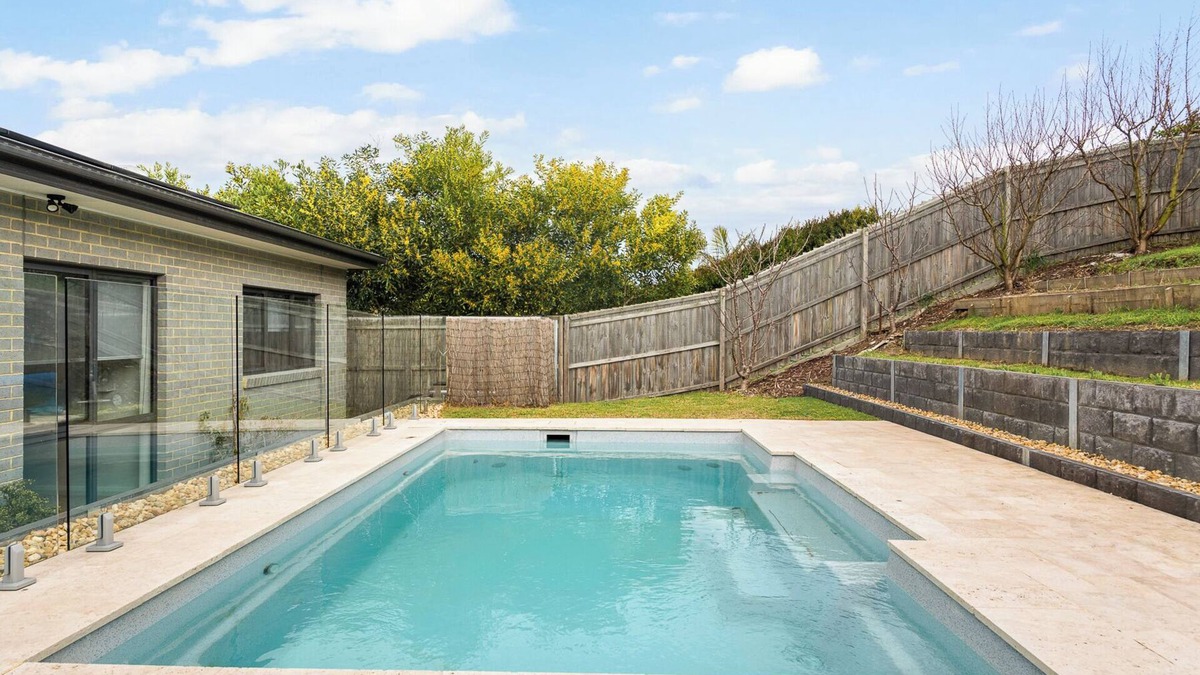 Inverloch Resort | Tea Tree Poolside Retreat