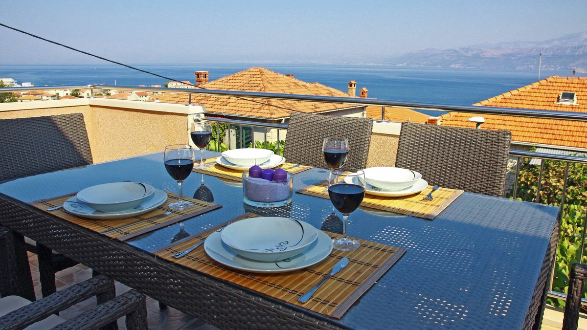 Postira Apartment | Tears possible every day!
