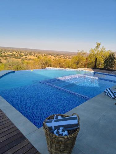 Bela-Bela Ski Chalet | Tebuah Private Lodge, Mabalingwe