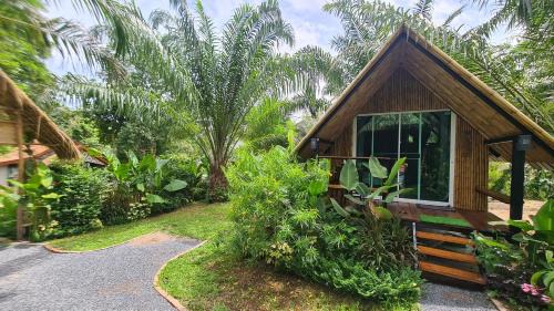 Krabi Hotel | Tee Bungalow in the jungle