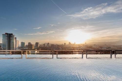 Sant Adria de Besos Hotel | Tembo Barcelona