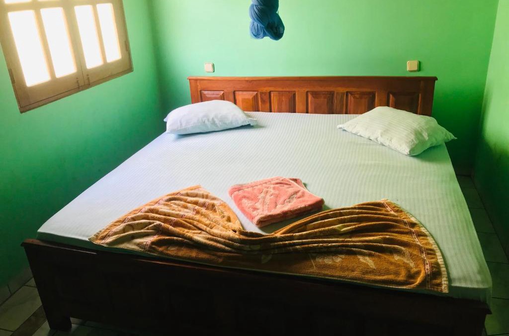 Kirinda Bed & Breakfast | Temple Flower Guest