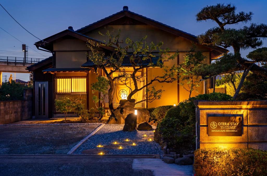 Minami-Alps Apartment | Temple Hotel 南アルプス法源寺