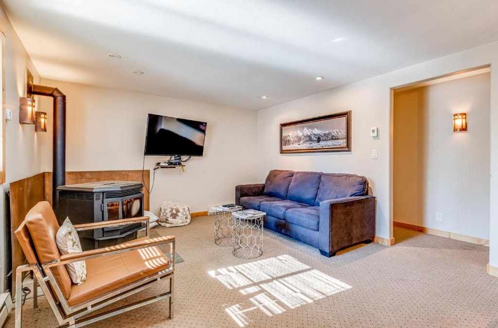 Teton Village Apartment | Tensleep B9