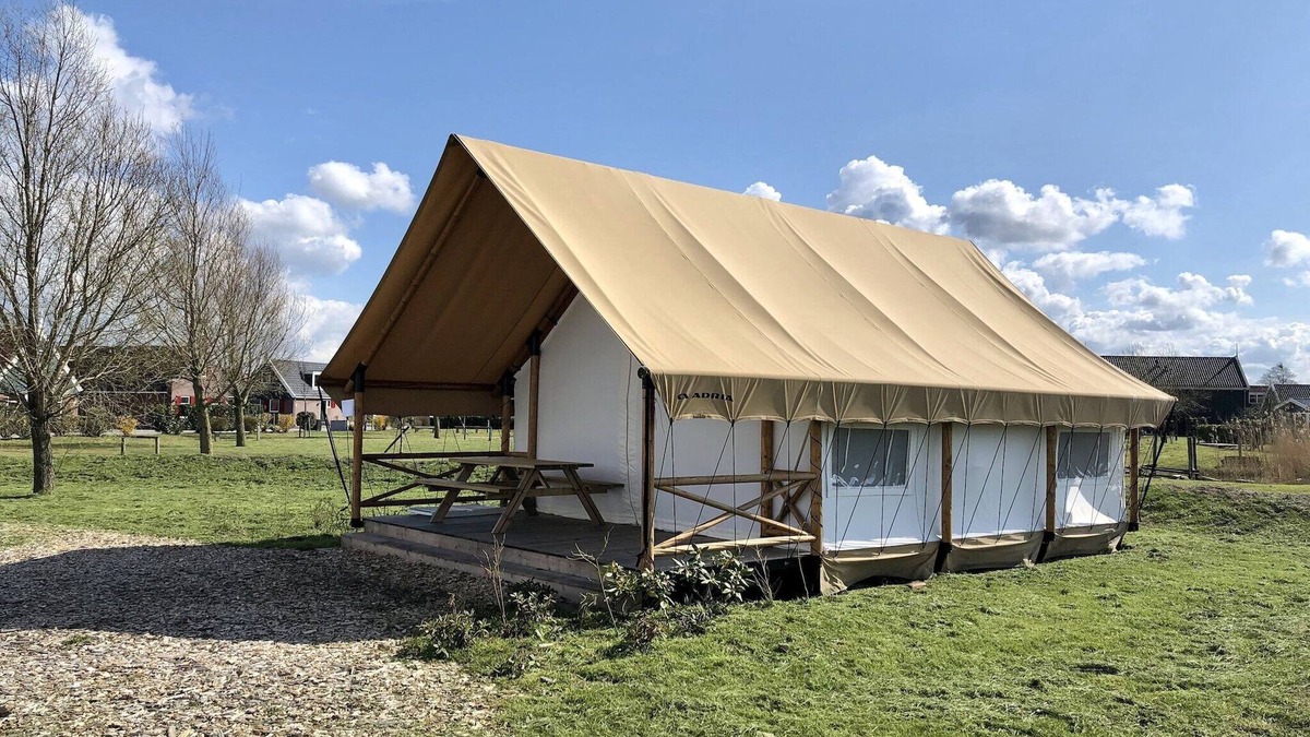 IJhorst Ski Chalet | Tent lodge with veranda near Ijhorst