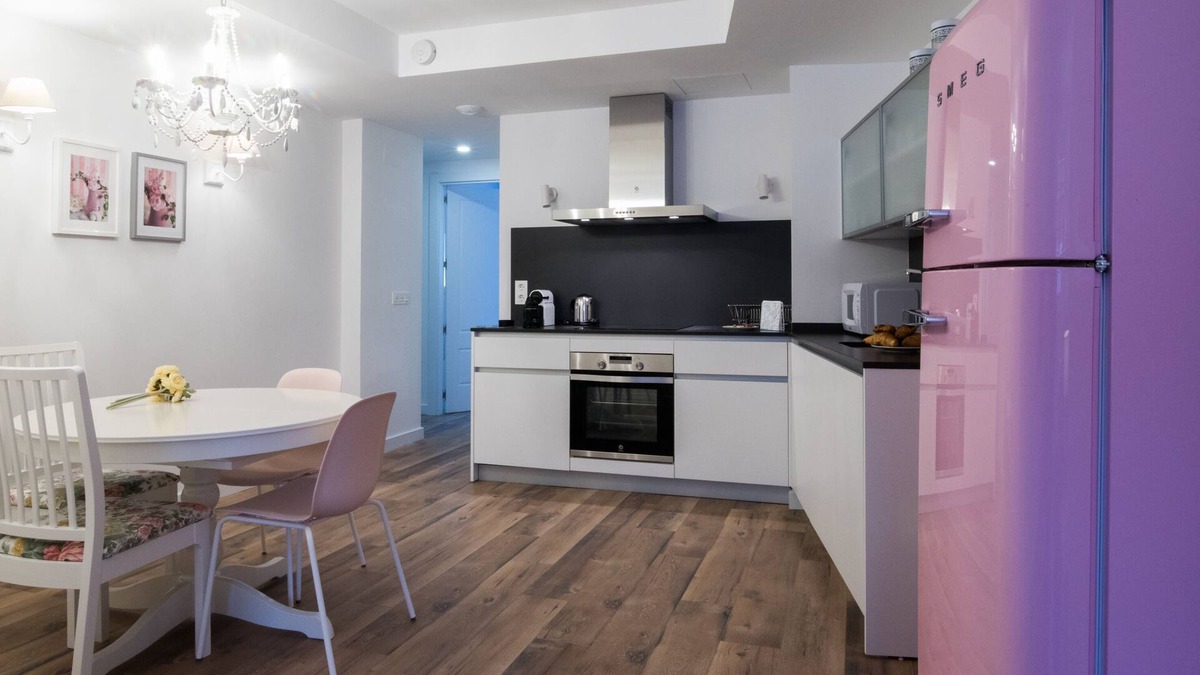 Zaragoza Old Town Apartment | TERCERO A - 3 A -APARTAMENTOS ALMADA - Plaza del Pilar