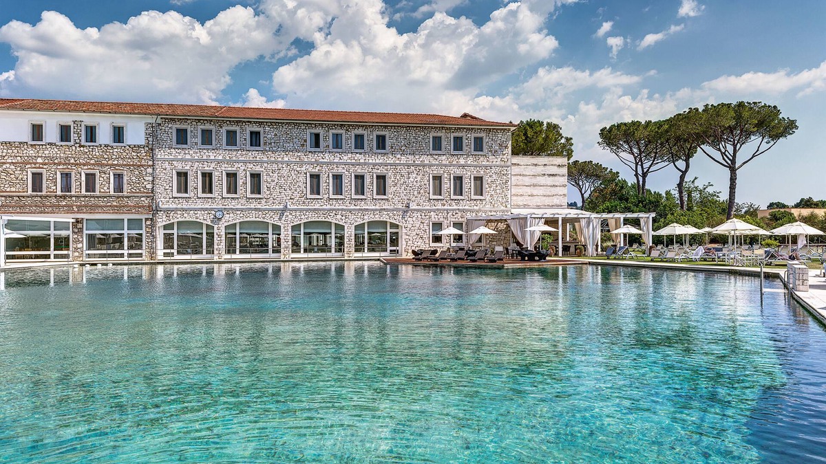 Saturnia Hotel | Terme di Saturnia Natural Spa & Golf Resort - The Leading Hotels of the World
