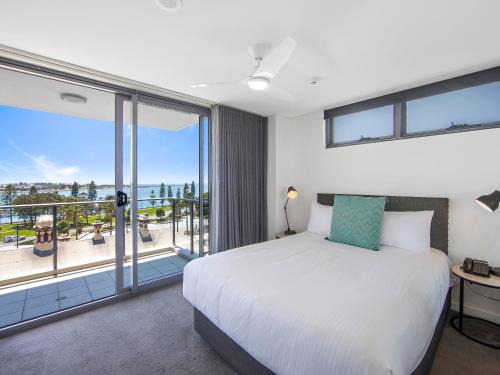 Newcastle Hotel | Terminus Apartment Hotel, an Ascend Collection Hotel