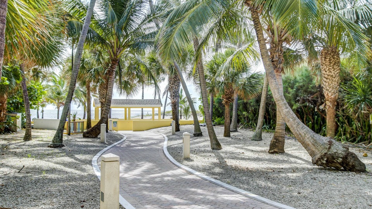 Terra Mar Island Estates House | Terra Mar Island w/Private Beach Access/Seasonally Heated Pool/spa