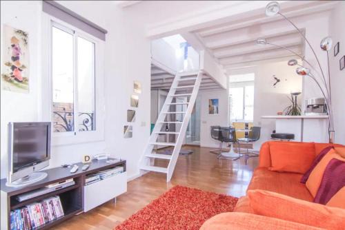 el Camp d'en Grassot i Gracia Nova Apartment | Terrace Duplex at SAGRADA FAMILIA-GRACIA