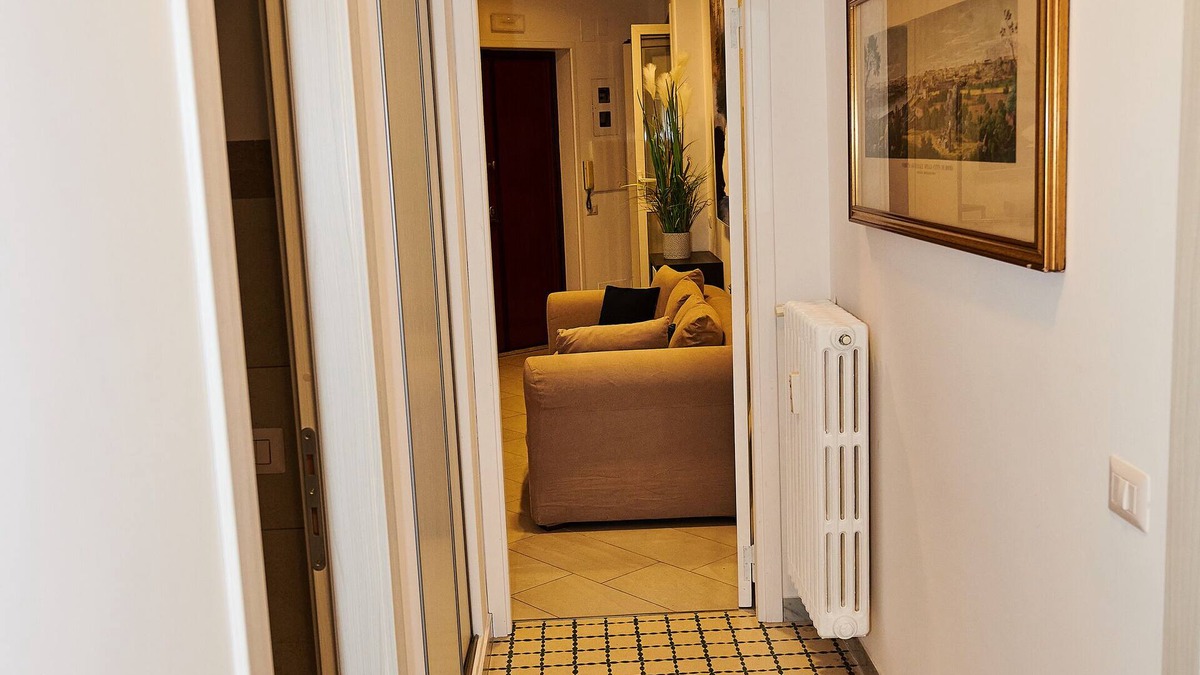 Tuscolano Apartment | Terrace - meospiti penthouse - penthouse with large equipped terrace
