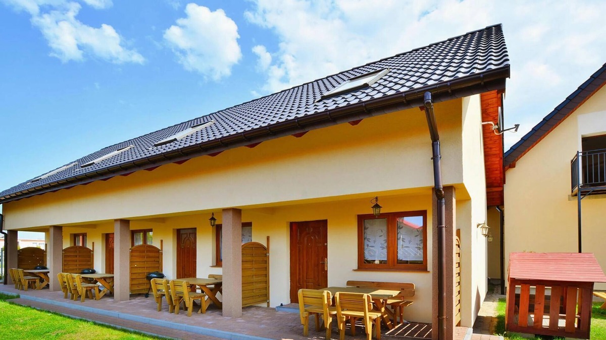 Sarbinowo House | Terraced House in Sarbinowo near Beach