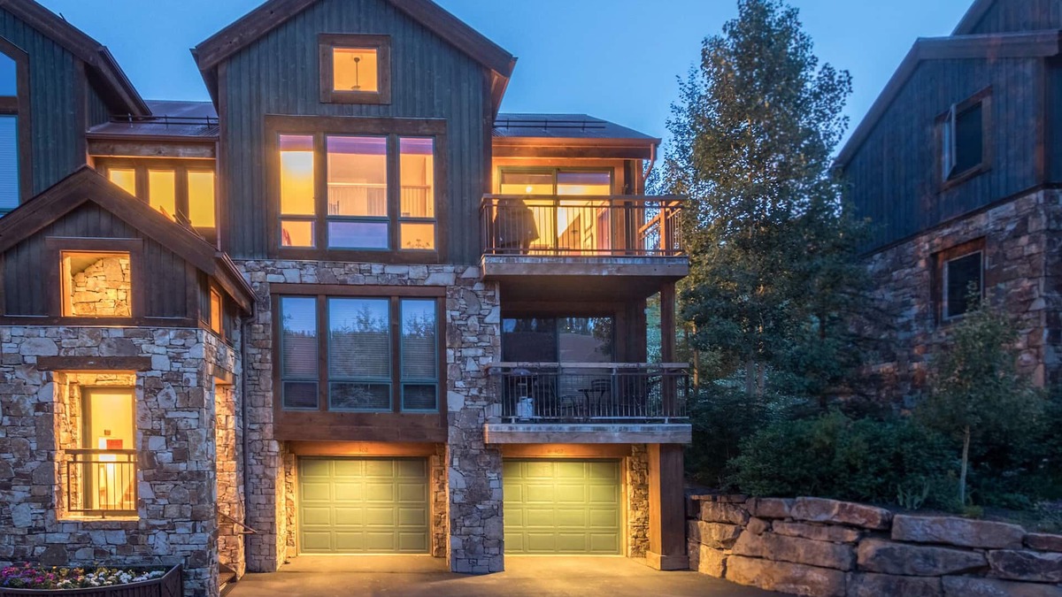 Mountain Village Condo | TERRACES 402- Slopeside Ski-In/Ski-Out Condo in the Meadows of Mountain Village