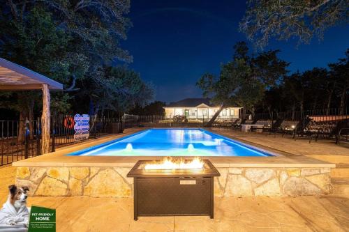 Wimberley House | Terracotta Bliss Wimberley Retreat For 28 Guests