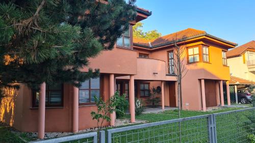 Samobor Villa | Terracotta