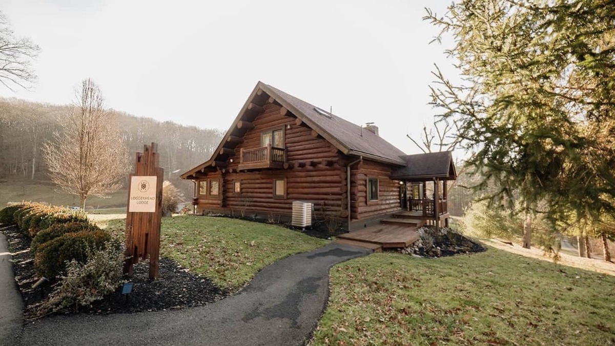 Rockbridge Cabin | Terrapin Hideaway's Loggerhead Main Lodge, Hocking Hills Logan Laureville Rockbridge Sleeps 16 Hot t.