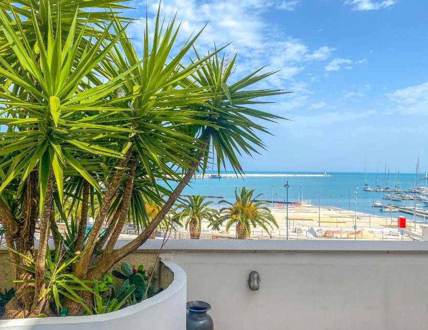 Manfredonia House | Terrazza Diomede Manfredi Homes&Villas