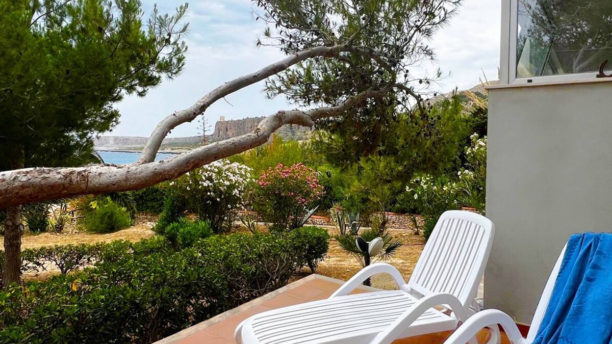 Macari Villa | TerrazzAmare (house "down") by the sea
