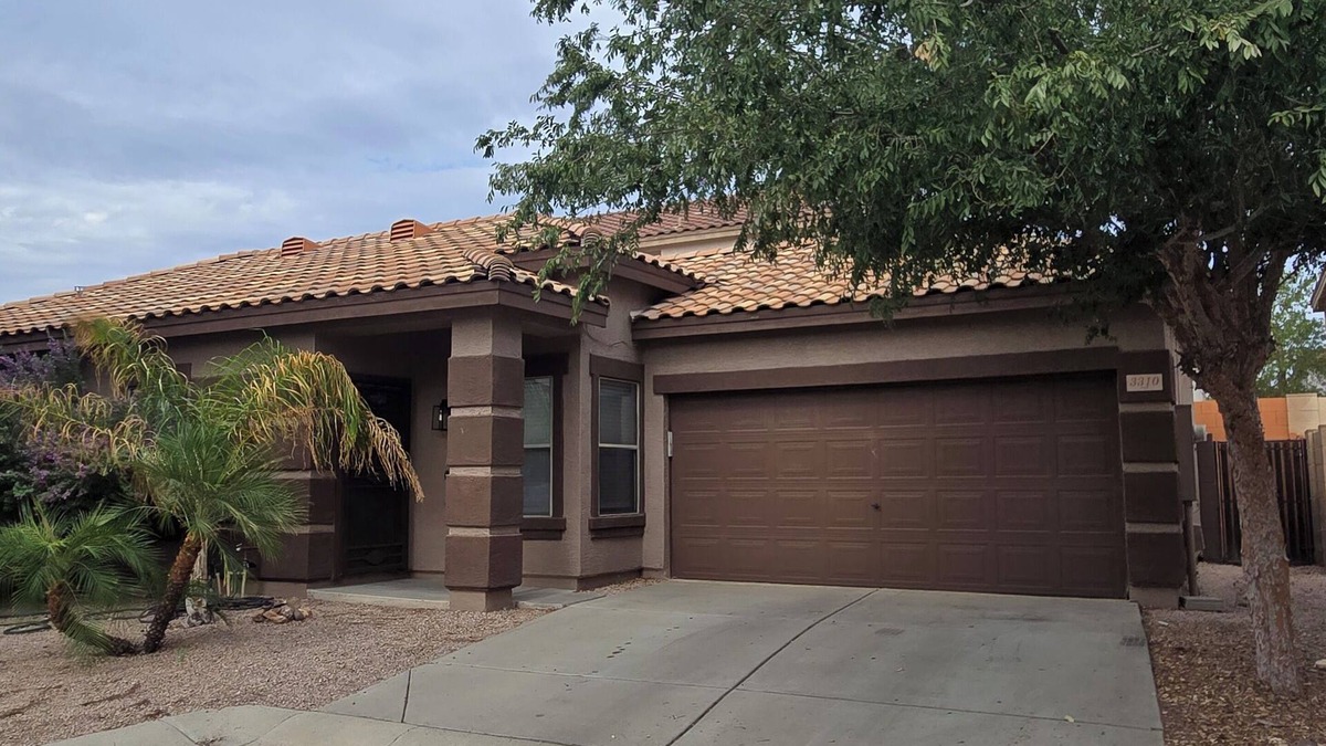 Apache Junction House | Terrific 3-bedroom single level house with AC in Apache Junction