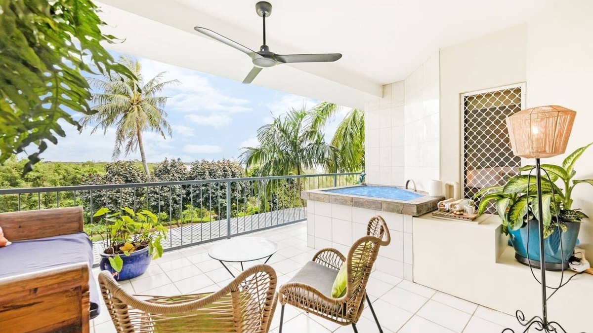 Nightcliff Apartment | Territory Treasure Dreamtime Stories by the Water