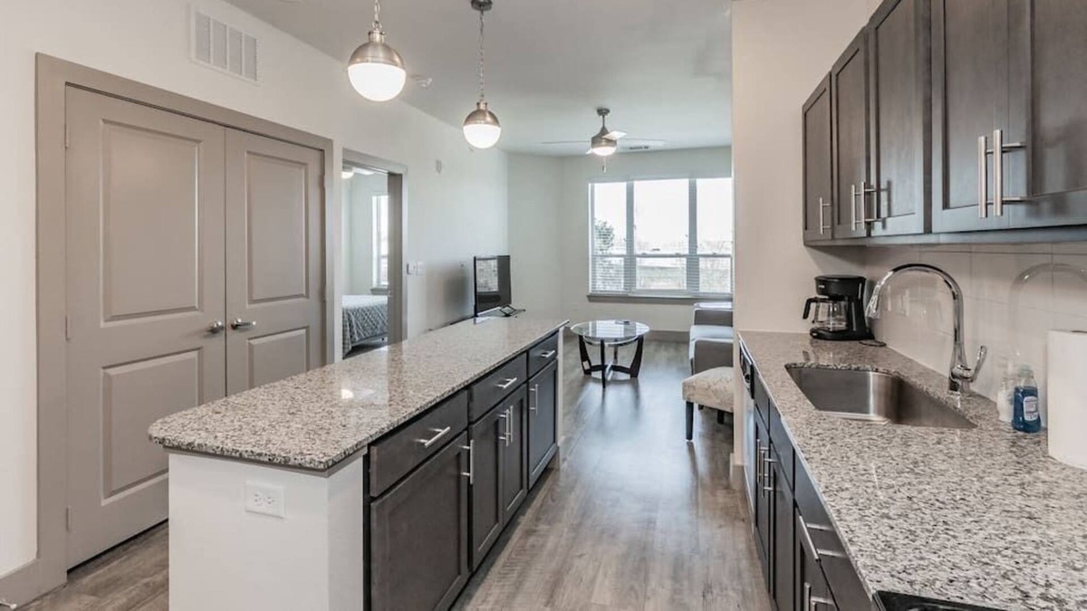 Lewisville Apartment | Texas Corporate Housing Solutions Professional Apt