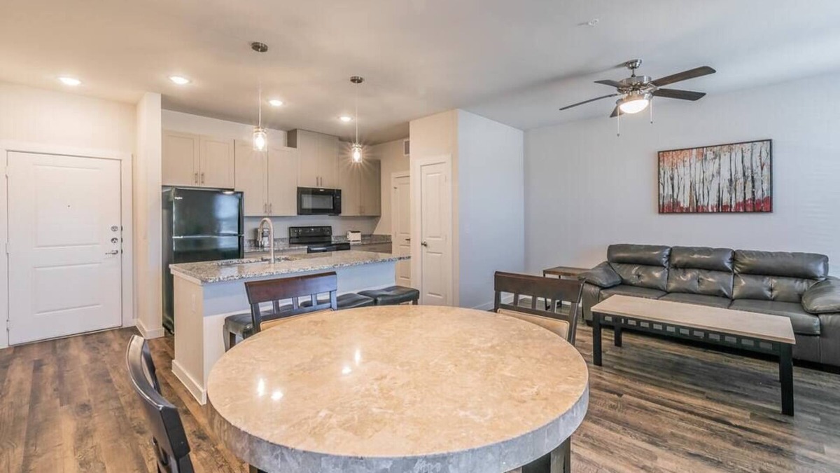 Elmo Apartment | Texas Corporate Housing Solutions Professional Apt