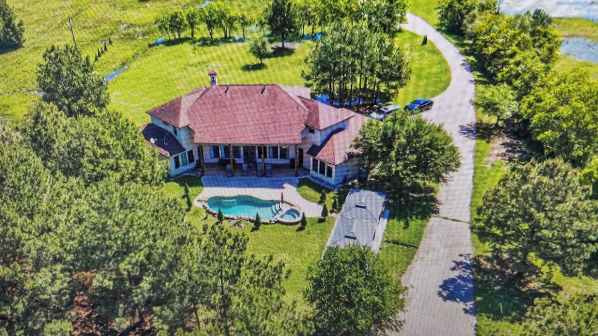 Barker House | Texas Resort Vacation