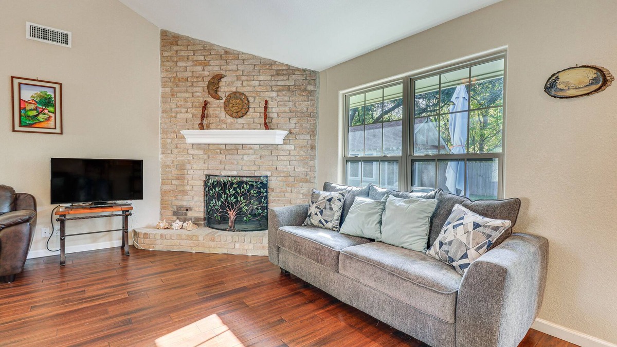 North Austin Civic Association House | Texas Retreat w/Patio, Fireplace & Fenced-In Yard